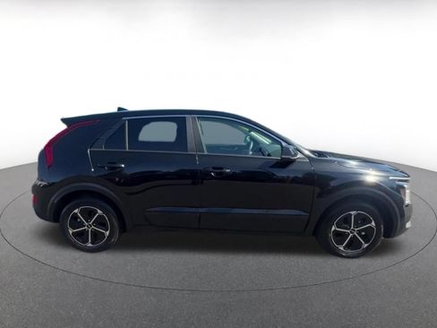 Used 2026 Kia Niro LX FWD image 16