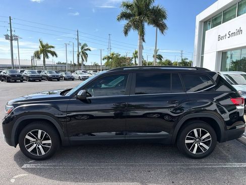 Used 2022 Volkswagen Atlas SE FWD image 2