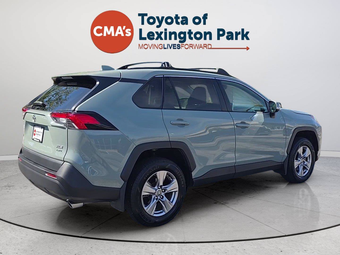 Used 2023 Toyota RAV4 XLE w/ Convenience Package AWD/4WD image 5
