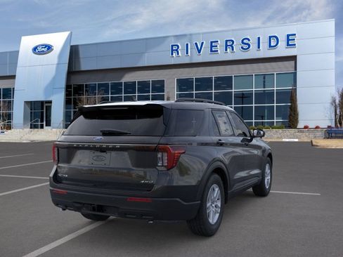 New 2026 Ford Explorer Active image 8