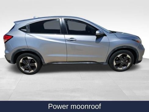 Used 2018 Honda HR-V EX image 7