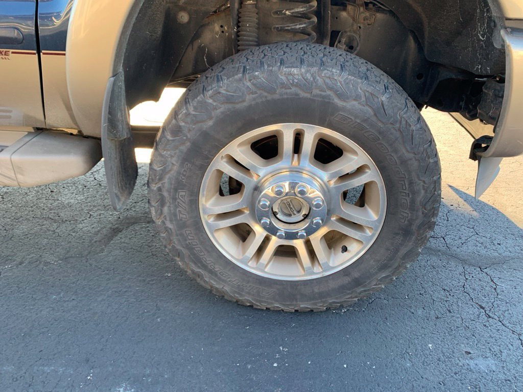 Used 2013 Ford F350 King Ranch w/ FX4 Off Road Pkg AWD/4WD image 18