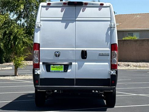Used 2026 RAM ProMaster 2500 w/ Convenience Group FWD image 10
