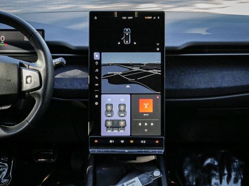 Used 2023 Fisker Ocean Extreme image 30