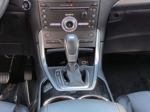 Used 2018 Ford Edge Titanium w/ Technology Package image 19