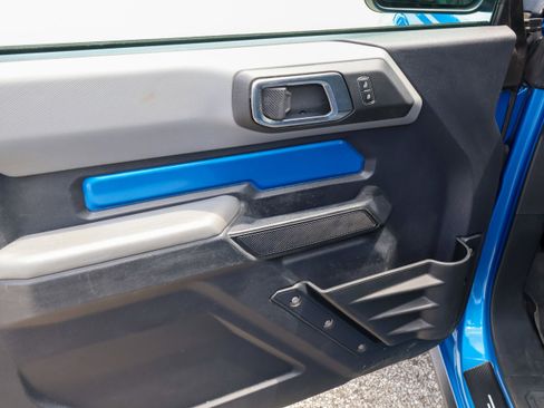 Used 2022 Ford Bronco 2-Door AWD/4WD image 13