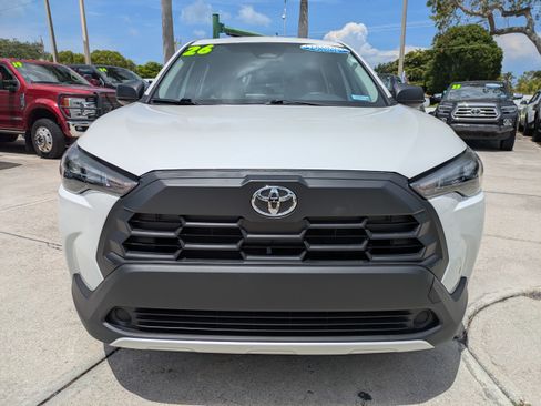 Used 2026 Toyota Corolla Cross L FWD image 14