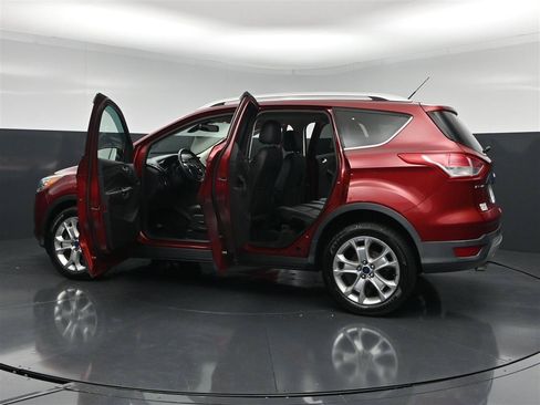 Used 2016 Ford Escape Titanium w/ Equipment Group 301A AWD/4WD image 37