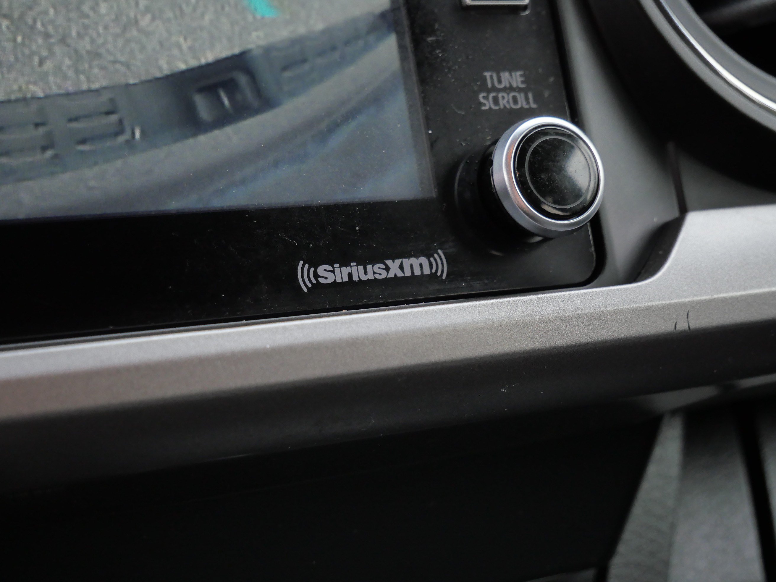 Certified 2020 Toyota Tacoma SR5 AWD/4WD image 32