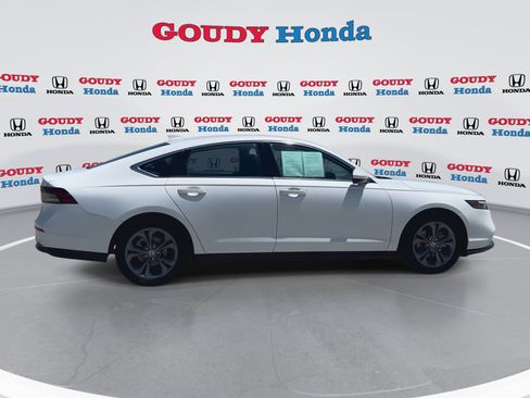 Certified 2024 Honda Accord EX image 9