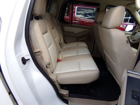 Used 2008 Ford Explorer Sport Trac Limited image 48