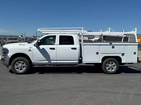 New 2026 RAM 3500 Tradesman w/ Chrome Appearance Group A AWD/4WD image 6