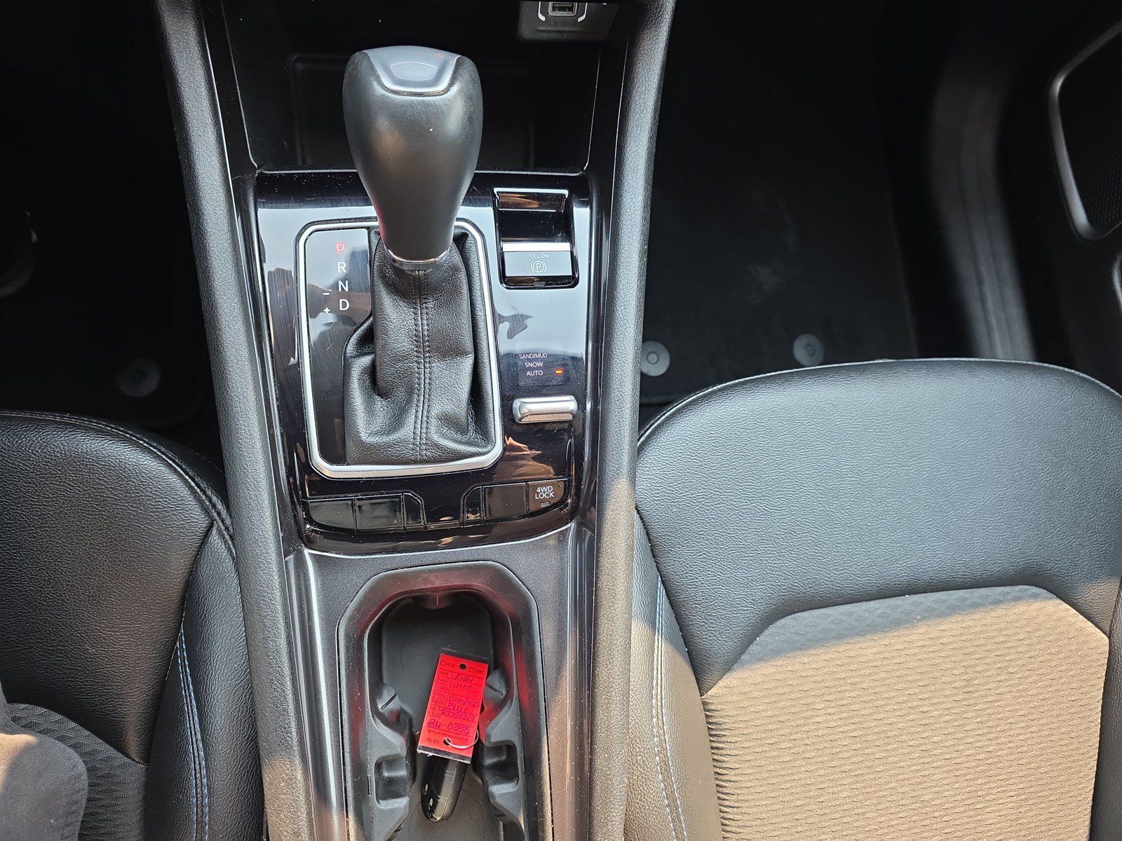 Used 2024 Jeep Compass Latitude AWD/4WD image 30