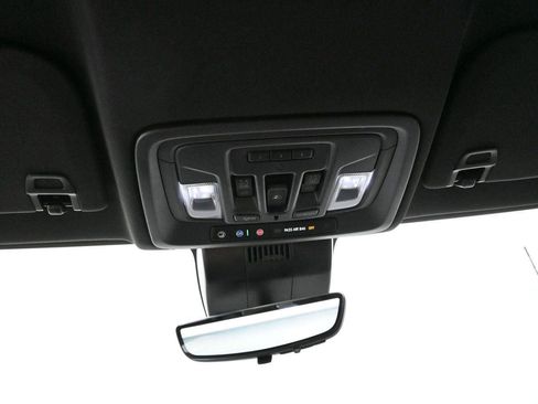 Used 2024 GMC Sierra 2500 AT4 w/ AT4 Premium Plus Package AWD/4WD image 27