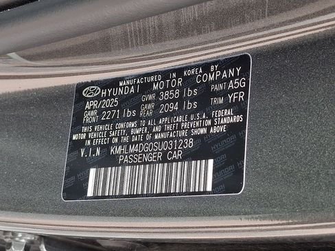 Certified 2025 Hyundai Elantra Sport FWD image 26