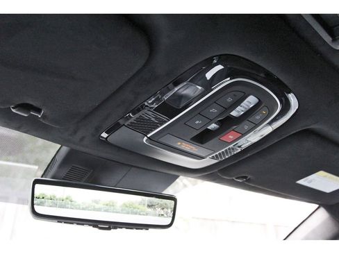 Used 2023 Hyundai Palisade Calligraphy image 25