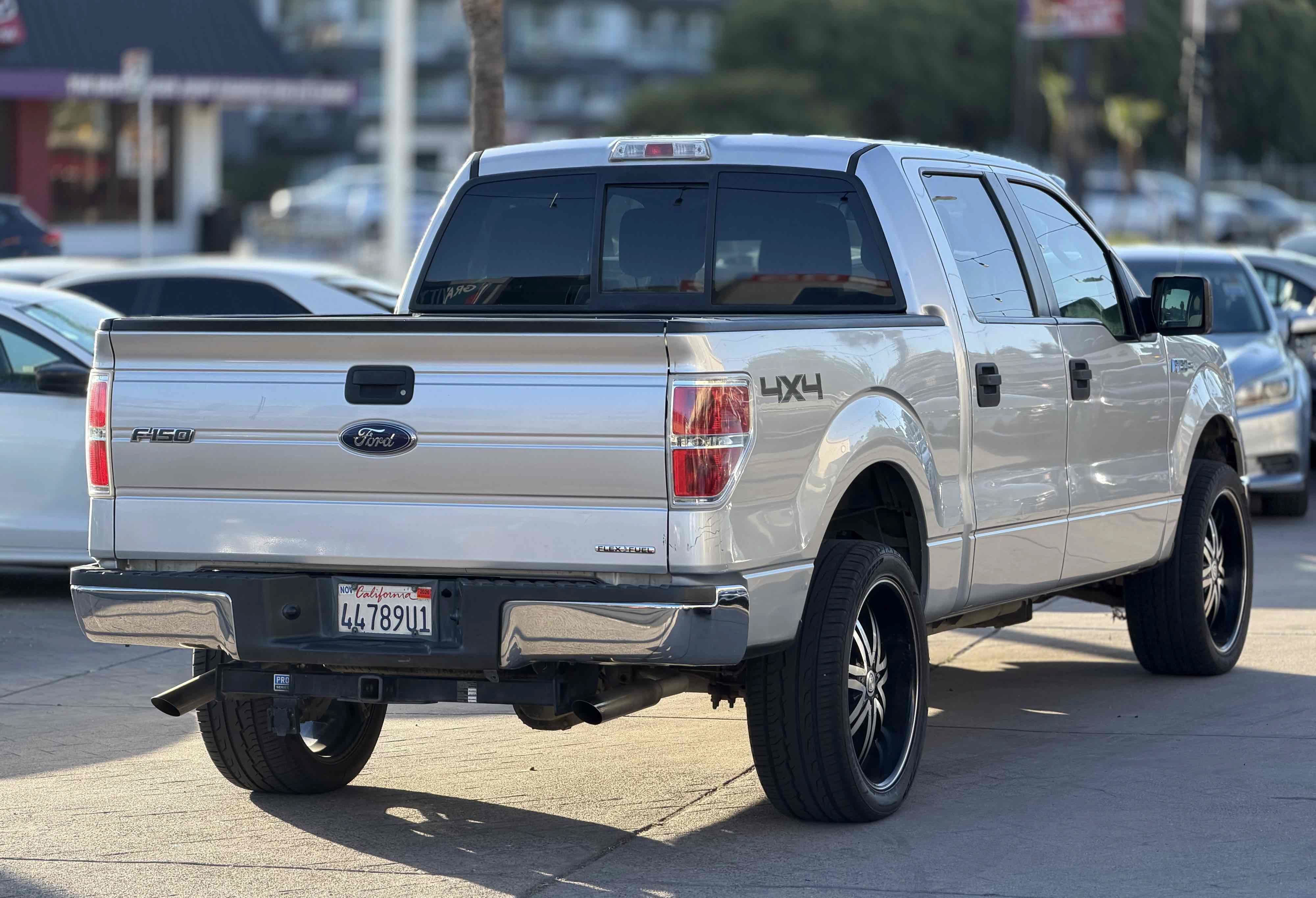 Used 2014 Ford F150 XLT AWD/4WD image 6
