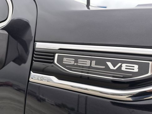 Used 2025 GMC Sierra 1500 SLT image 7