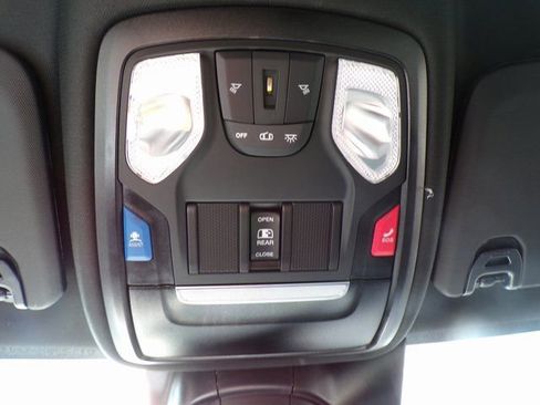 New 2026 RAM 2500 Tradesman AWD/4WD image 24