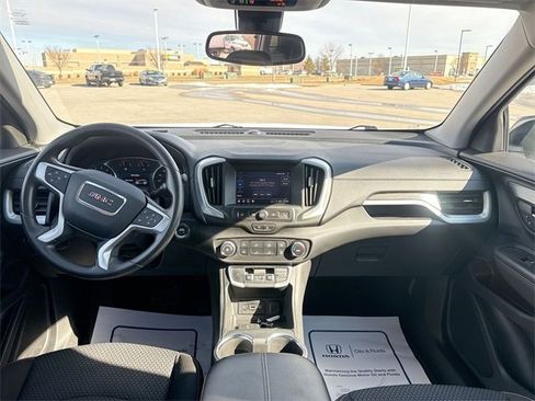 Used 2023 GMC Terrain SLE w/ Elevation Edition image 27