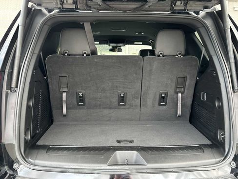 Used 2024 GMC Yukon SLT image 27