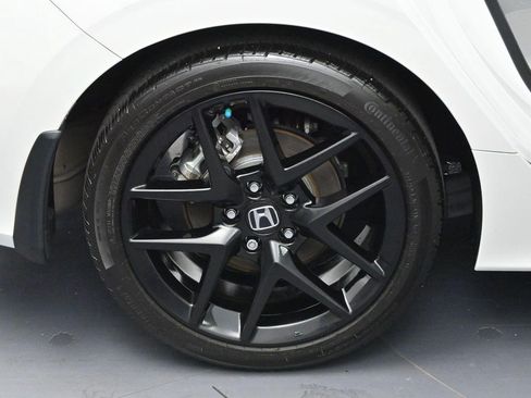 Used 2025 Honda Civic Sport image 30