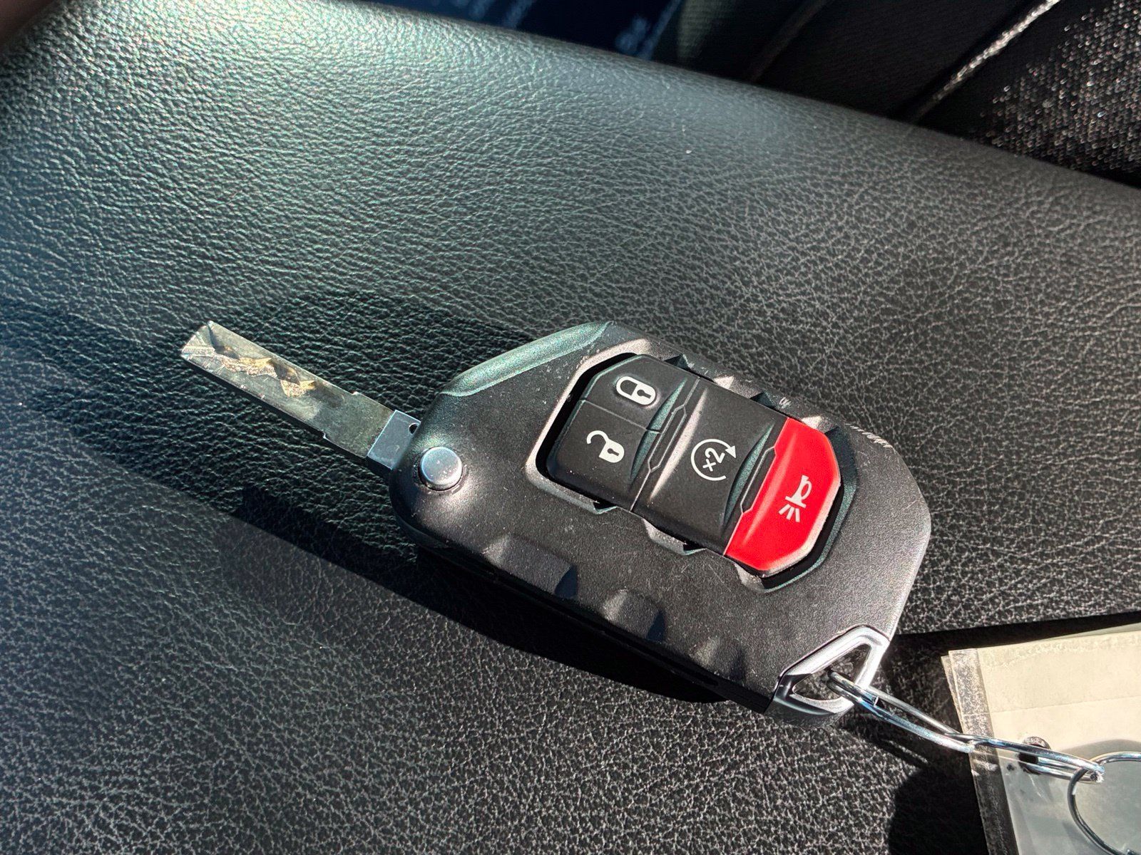 Used 2023 Jeep Gladiator Sport AWD/4WD image 28