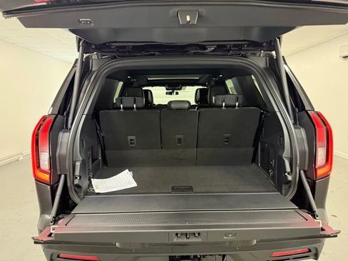 New 2026 Ford Expedition Tremor image 8