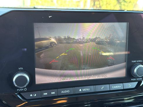 Certified 2022 Nissan Pathfinder S image 14