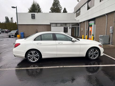 Used 2021 Mercedes-Benz C 300 Sedan image 7