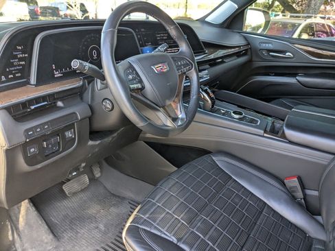 Used 2021 Cadillac Escalade Premium Luxury Platinum w/ LPO, Floor Liner Package image 10