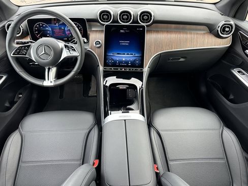 Certified 2026 Mercedes-Benz GLC 300 4MATIC image 13