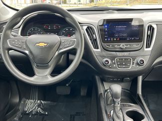 Used 2025 Chevrolet Malibu LT video 2