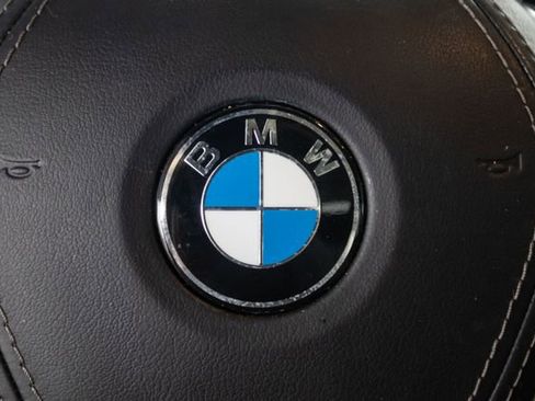 Used 2022 BMW X5 sDrive40i w/ Premium Package image 14