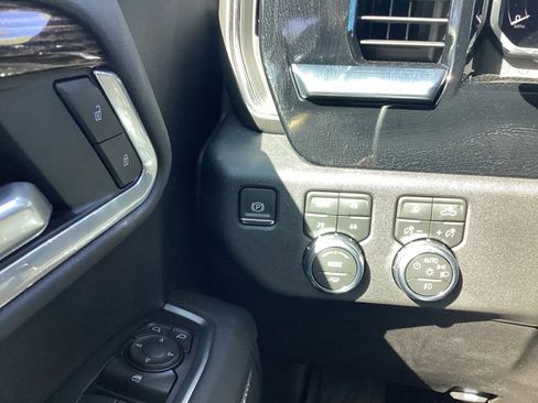 New 2026 GMC Sierra 1500 Elevation w/ Elevation Premium Package image 27