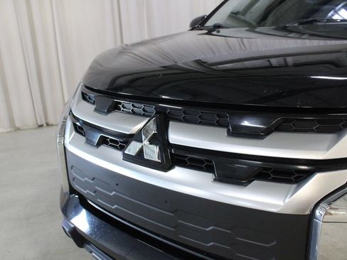 Used 2021 Mitsubishi Outlander Sport SE AWD/4WD image 31