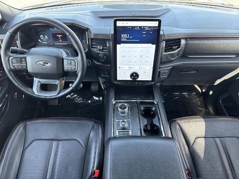 Certified 2022 Ford Expedition Limited AWD/4WD image 8