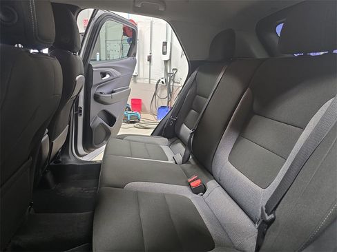 Certified 2025 Chevrolet TrailBlazer LT w/ Driver Confidence Package image 13