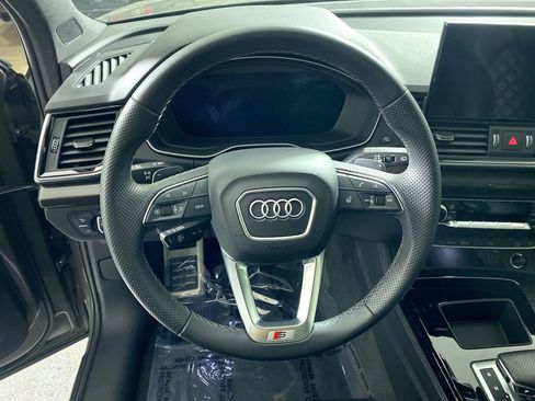 Used 2023 Audi SQ5 Premium Plus w/ Premium Plus Package image 13
