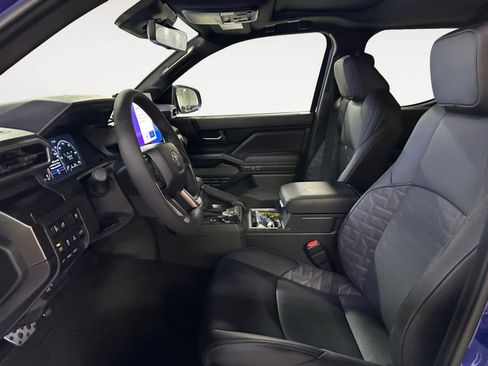 New 2025 Toyota Tacoma TRD Sport image 9