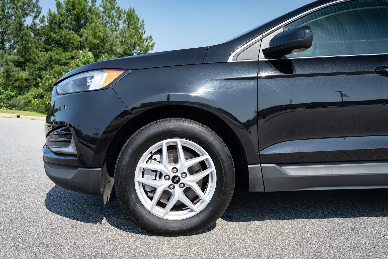 Used 2024 Ford Edge SEL AWD/4WD image 4