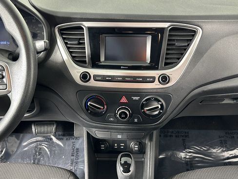 Used 2019 Hyundai Accent SE image 33