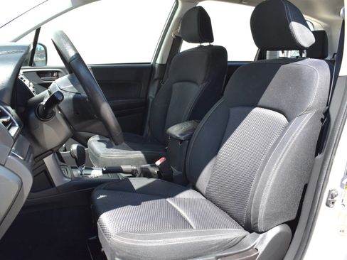 Used 2018 Subaru Forester 2.5i w/ Alloy Wheel Package AWD/4WD image 11