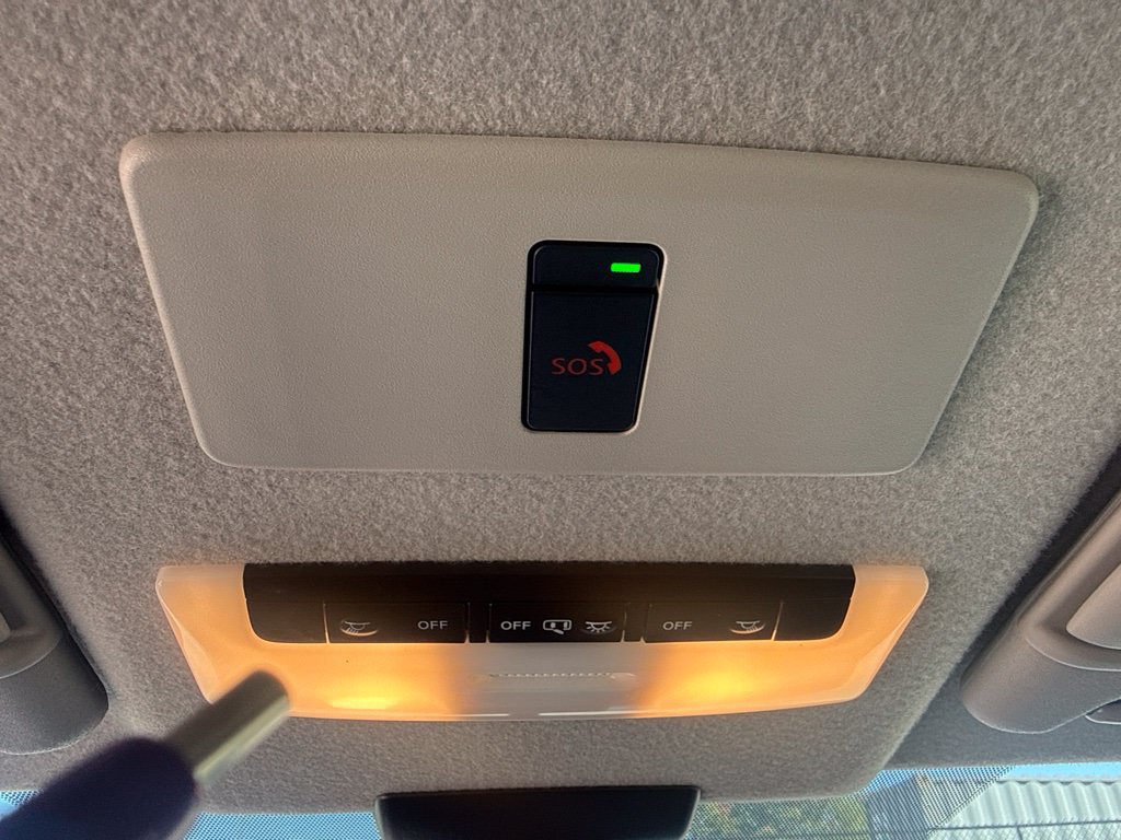 Certified 2024 Nissan Kicks SV FWD image 21