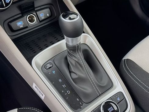 New 2026 Hyundai Venue FWD image 26