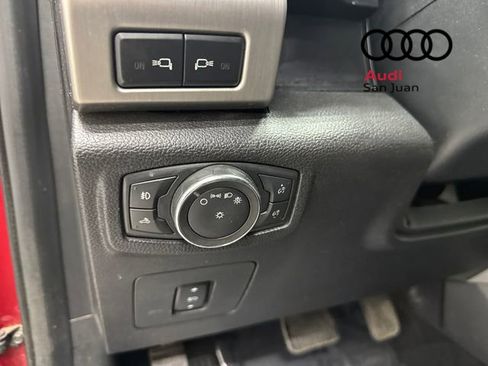 Used 2016 Ford F150 Platinum w/ Equipment Group 701A Luxury image 27