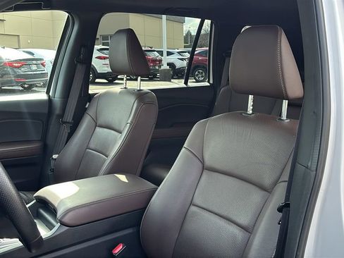 Used 2024 Honda Passport EX-L image 10