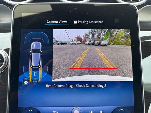 Used 2025 Mercedes-Benz GLC 300 GLC 300 image 10