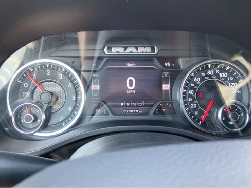 Used 2023 RAM 1500 Big Horn AWD/4WD image 22