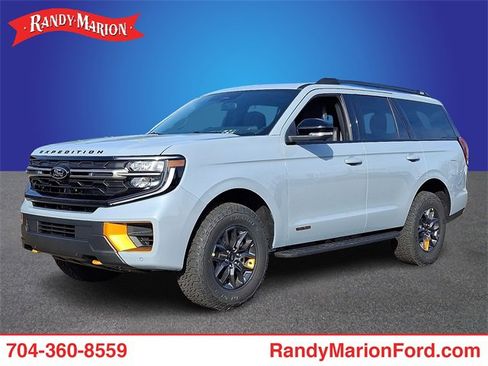 New 2026 Ford Expedition Tremor image 1